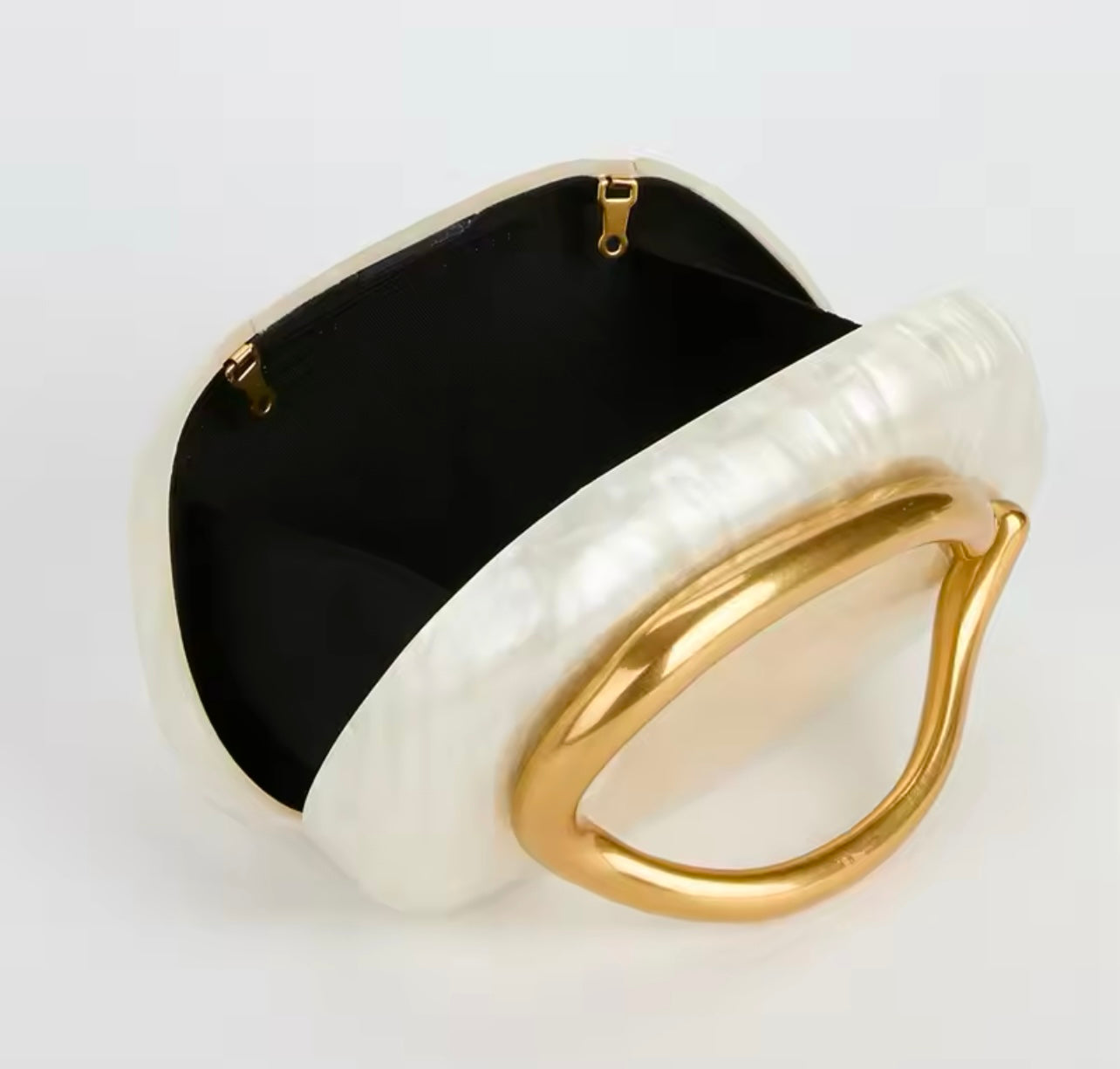 Étoile Clutch