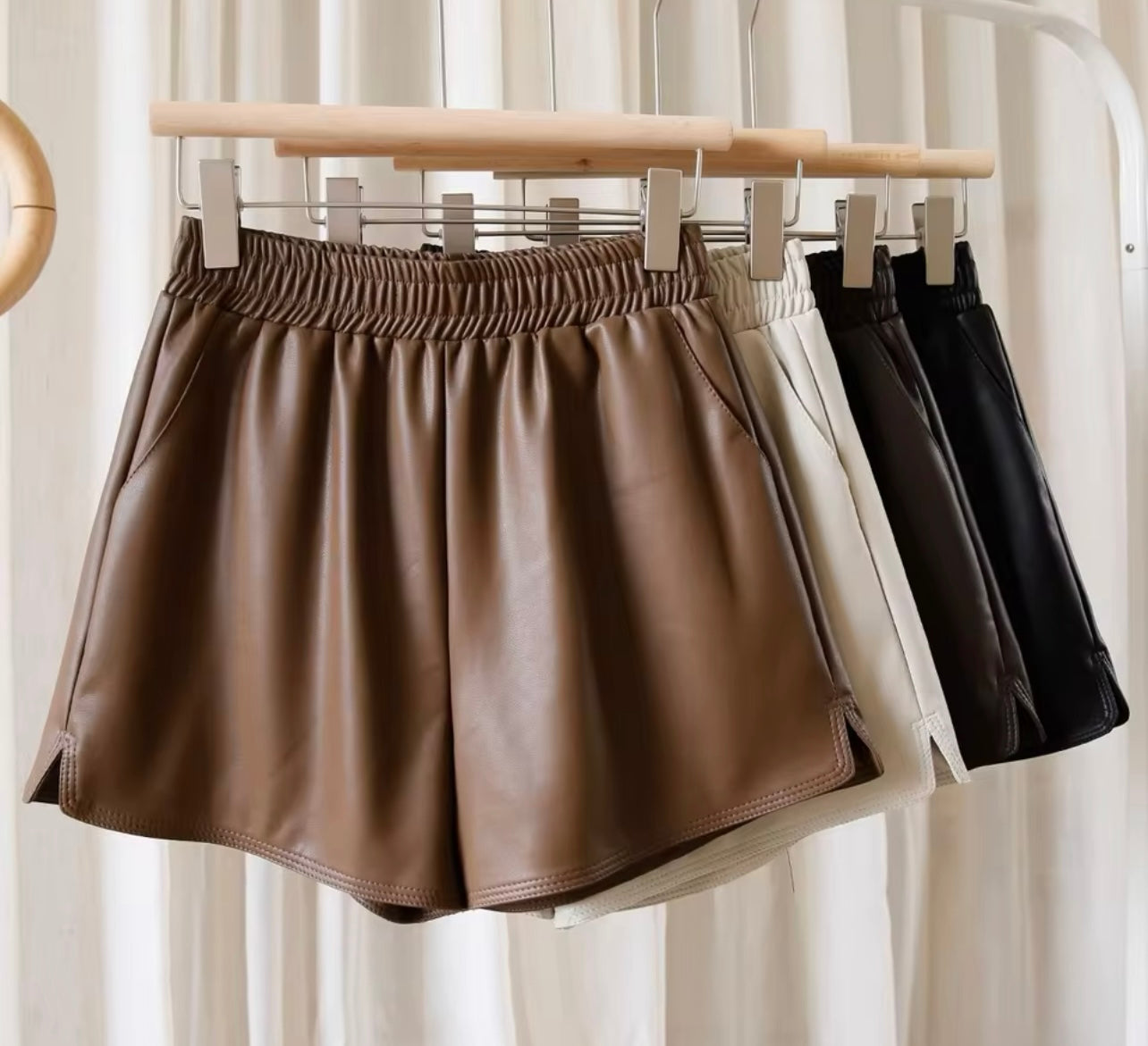 Avan Shorts