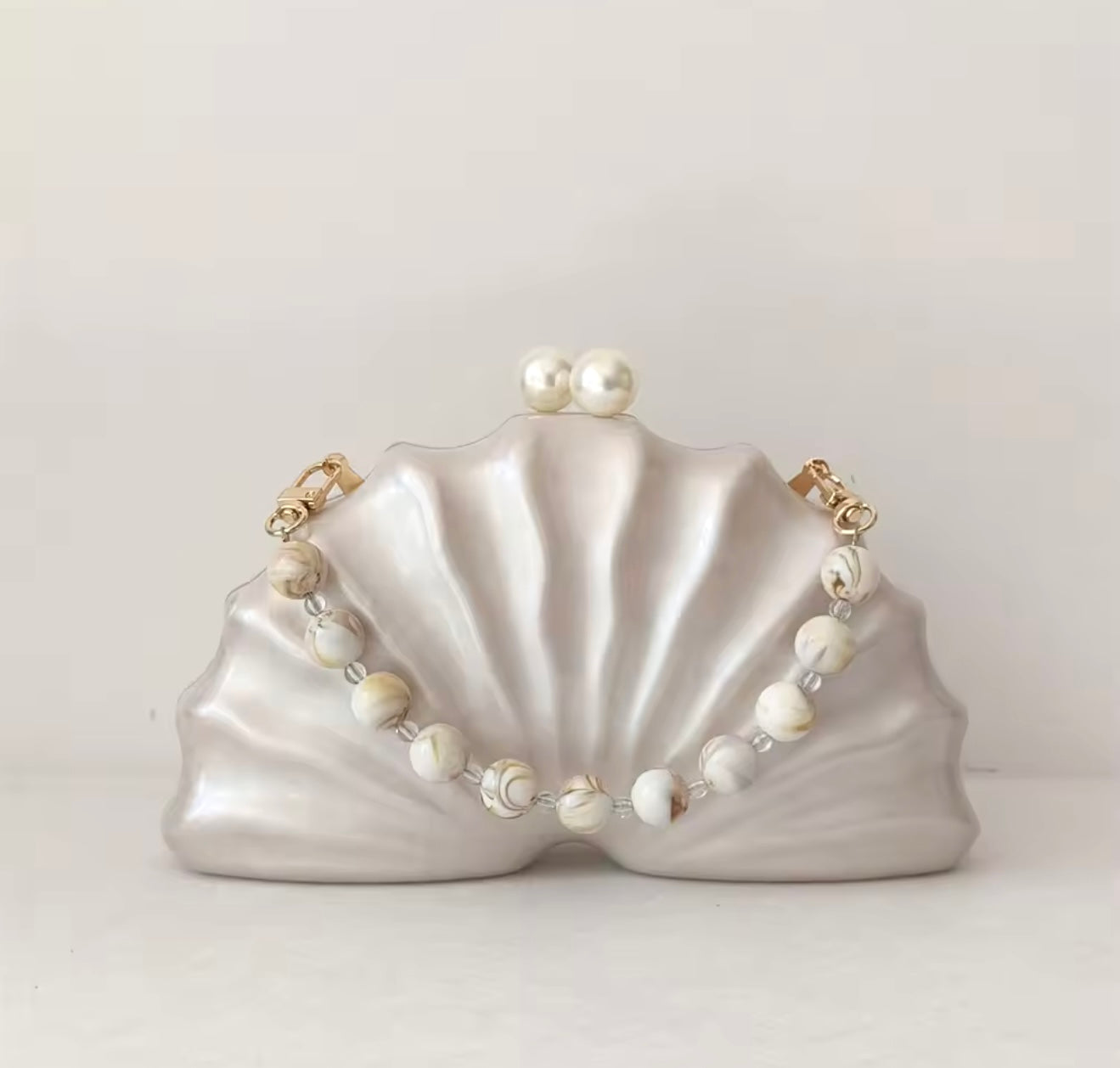 Oyster Belle Clutch