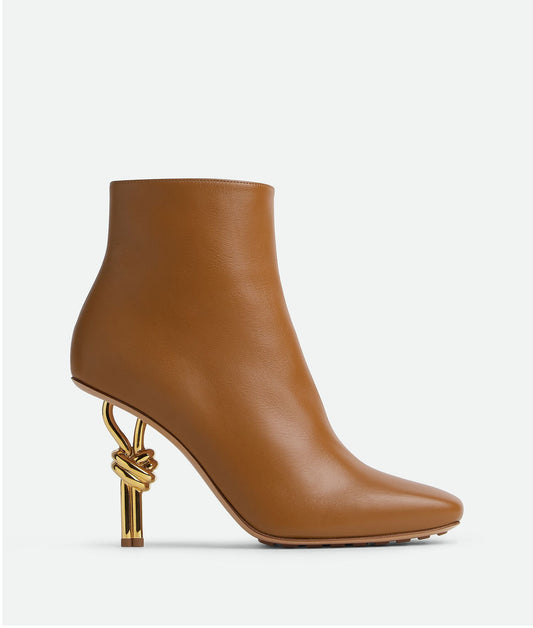 Knotte Boots