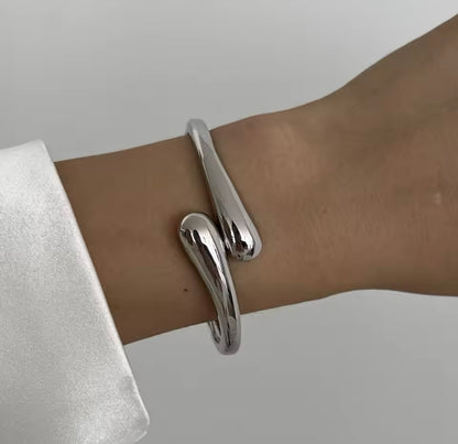 Nova Bangles