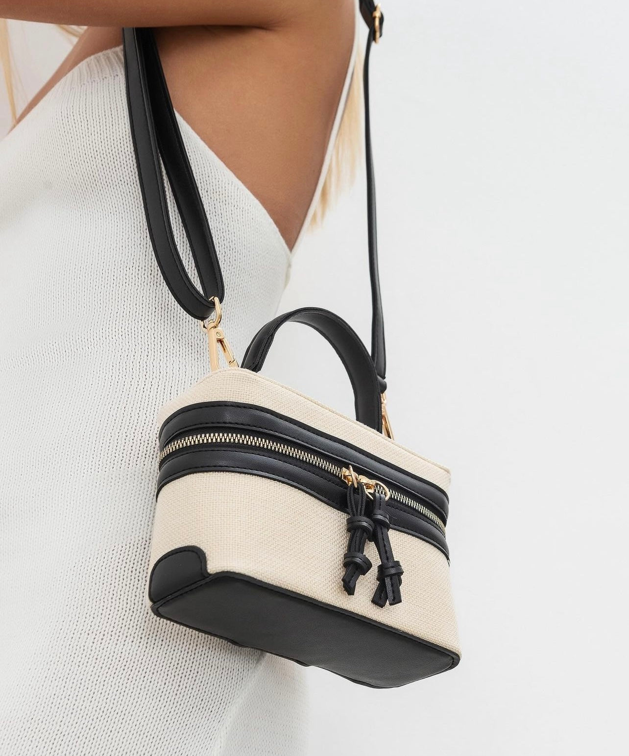 Piana Box Bag